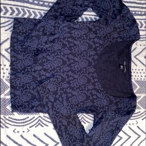 American Eagle long sleeve crop top